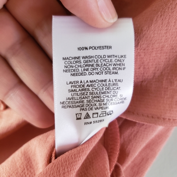 Express off the shoulder ruffle top. XS - Picture 4 of 4